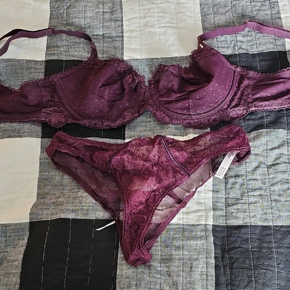 Victoria's Secret Other - Womens bra and thong
